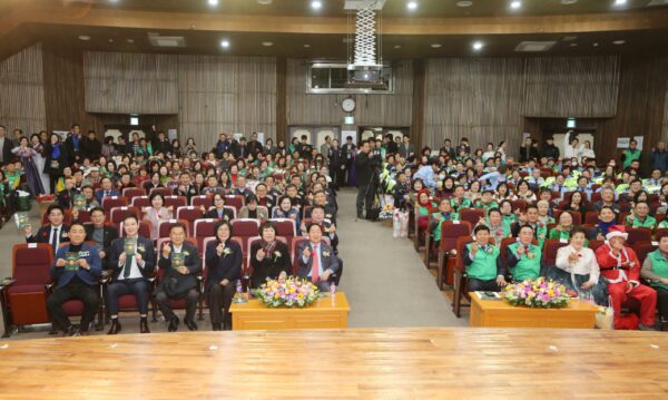 남양주시의회, 2025년 남양주시 새마을지도자 대회 참석 ,격려해