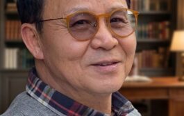 美,중심의 시대는 막을 내리기 시작.... 