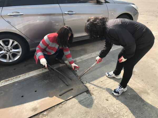 구리시 ‘담배꽁초 수거 자원봉사활동비 지원사업’ 확대 운영