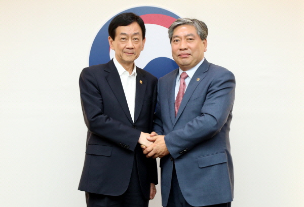 송한준 의장,“행안부가 중앙-지방 간 교량역할하며 지방역량 강화해야”