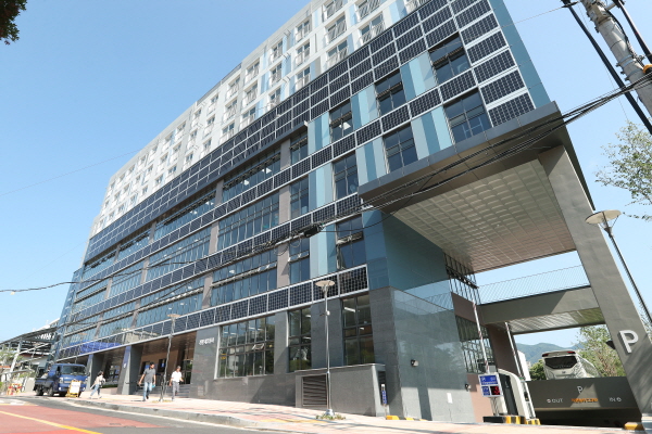 가평군, 제2청사에서 업무시작, 분산되어 있던 5개부서 및 1팀 이전 입주