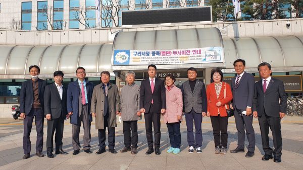 미래통합당 나태근 후보, 부모님·주요당직자들과‘사전투표’참가