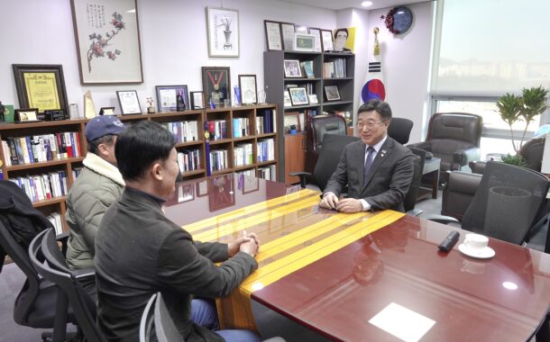 아천동 1200년 은행나무 천연기념물 지정 추진위, 윤호중 국회의원실 방문