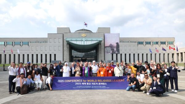 폴라화이트 美 백악관 신앙자문위원장, 종교자유와 평화협력 메시지 전해