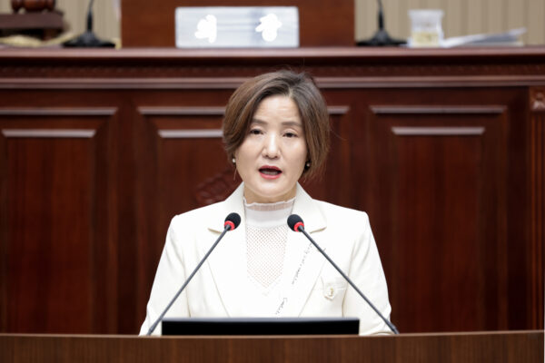 구리시의회 이경희, 신동화 의원,‘구리시 성실납세자 등 선정 및 지원 조례’ 전부개정